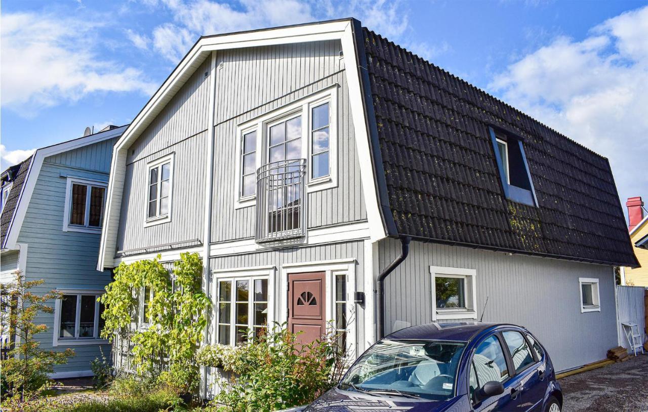 Cozy Home In Karlskrona With Kitchen ภายนอก รูปภาพ
