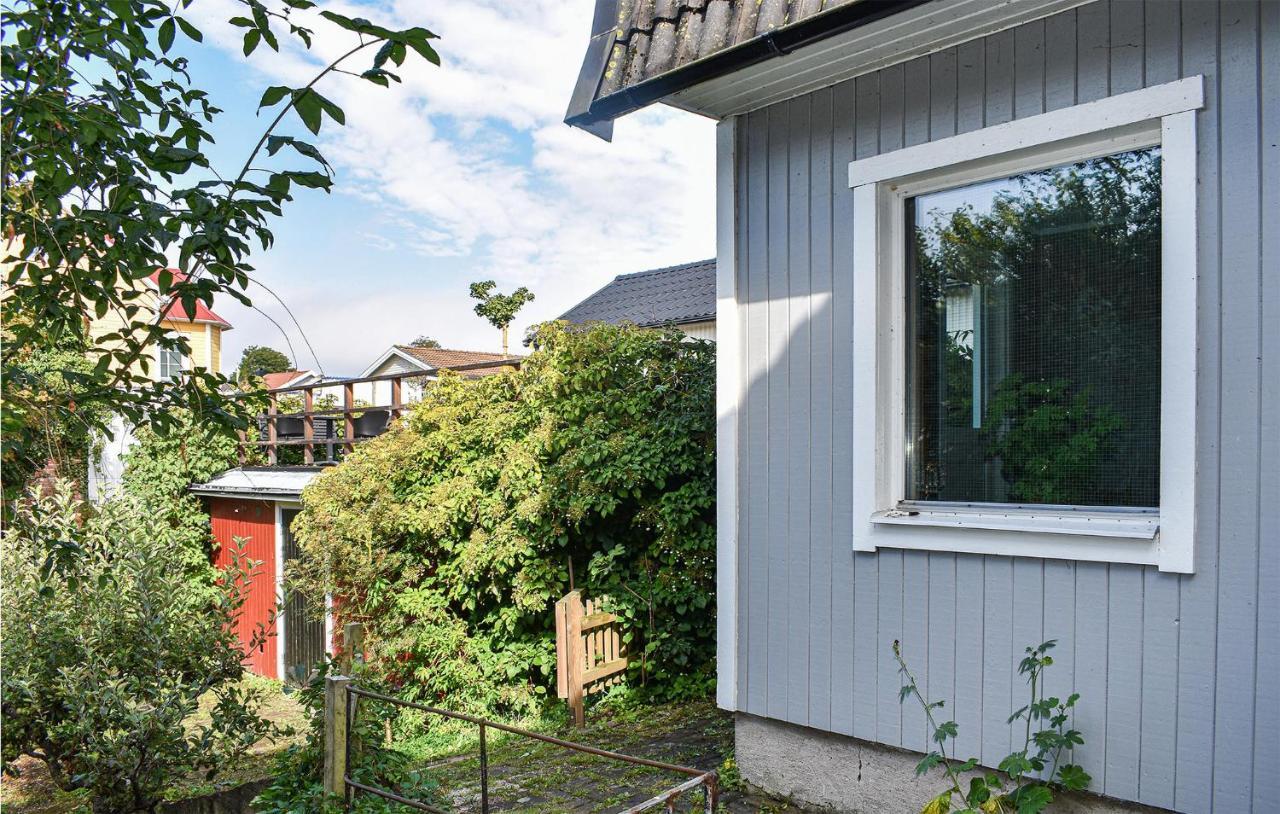Cozy Home In Karlskrona With Kitchen ภายนอก รูปภาพ